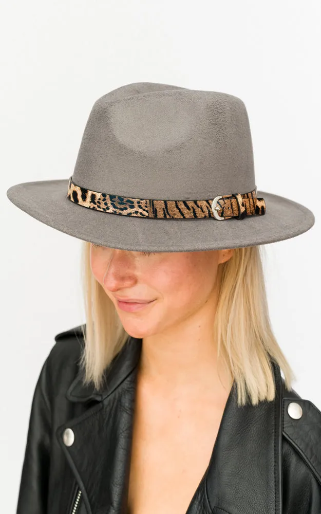 BHAT6043 Faux Wool Adjustable Fedora with Animal Print Accent Band