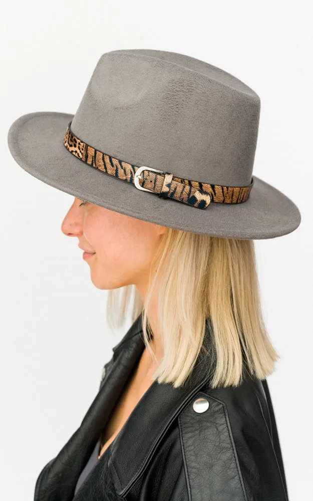 BHAT6043 Faux Wool Adjustable Fedora with Animal Print Accent Band
